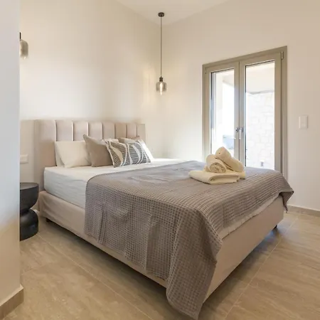 Yialos Neapoli Neápolis