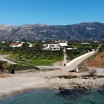 Yialos Neapoli * Neápolis