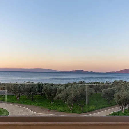 Yialos Neapoli * Neápolis