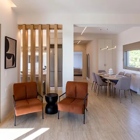 Yialos Neapoli * Neápolis