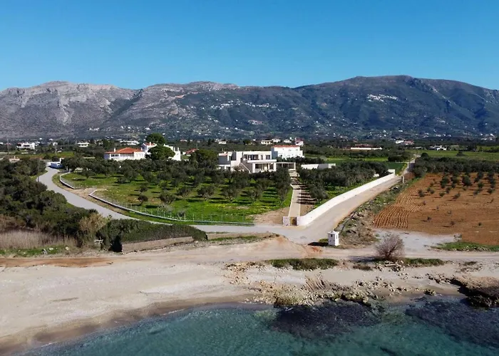 Yialos Neapoli * Neápolis