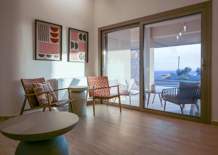 Yialos Neapoli * Neápolis