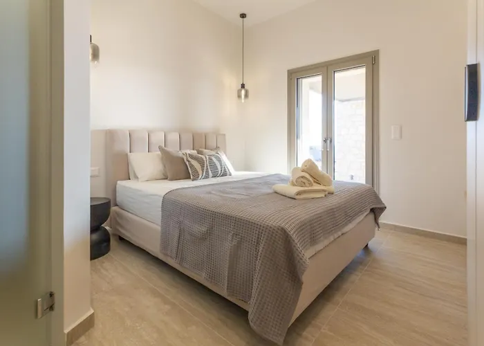 Yialos Neapoli Neápolis