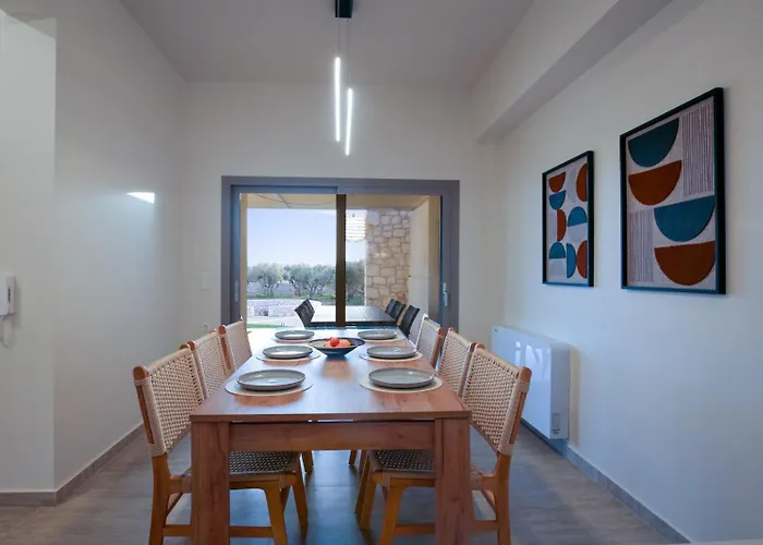 Yialos Neapoli Neápolis