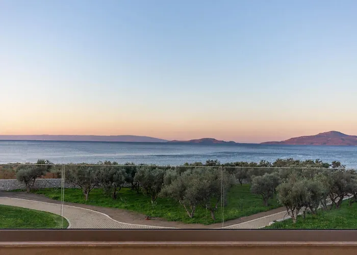 Yialos Neapoli * Neápolis